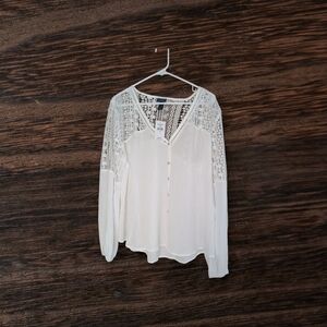 Buckle Daytrip Cream Lace Button-Up Blouse
